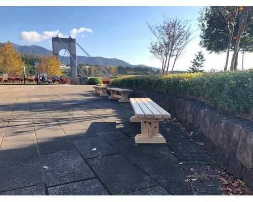 B8ABAEEF-8018-4918-9B69-3F8143DBA620